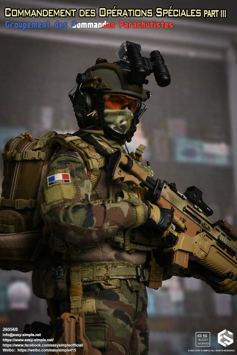 Load image into Gallery viewer, French Commandement - Tan MOLLE Backpack
