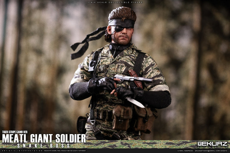 Load image into Gallery viewer, Metal Giant Soldier - Snake - ERDL &amp; Tiger Stripe 2-Pack - MIB
