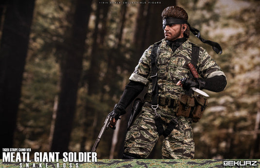 Metal Giant Soldier - Snake - Tiger Stripe Camo - MINT IN BOX