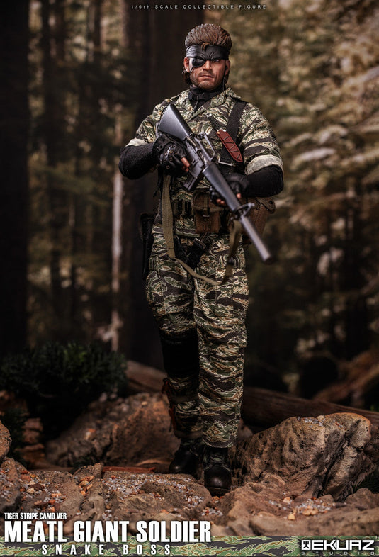 Metal Giant Soldier - Snake - Tiger Stripe Camo - MINT IN BOX