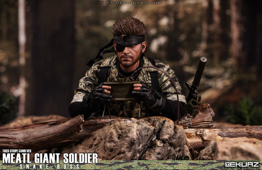 Metal Giant Soldier - Snake - Tiger Stripe Camo - MINT IN BOX