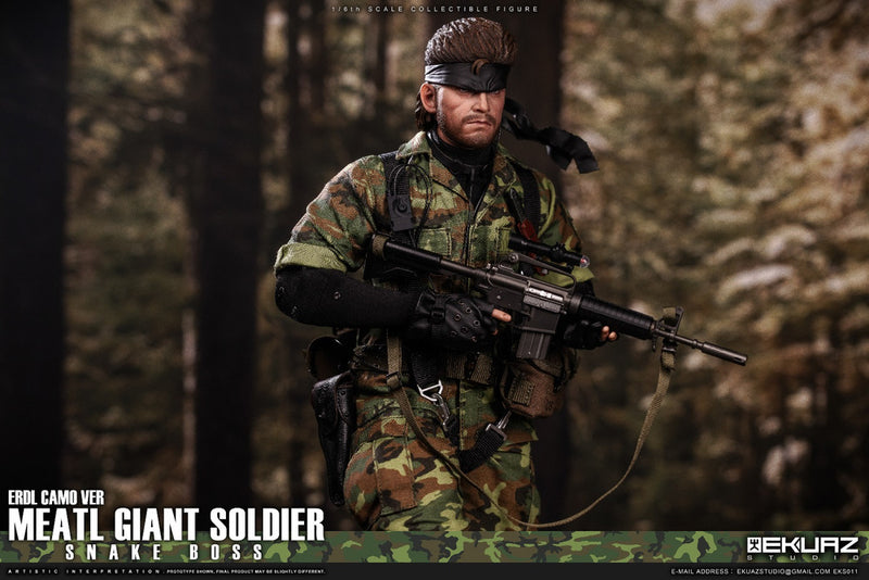 Load image into Gallery viewer, Metal Giant Soldier - Snake - ERDL Camo - MINT IN BOX

