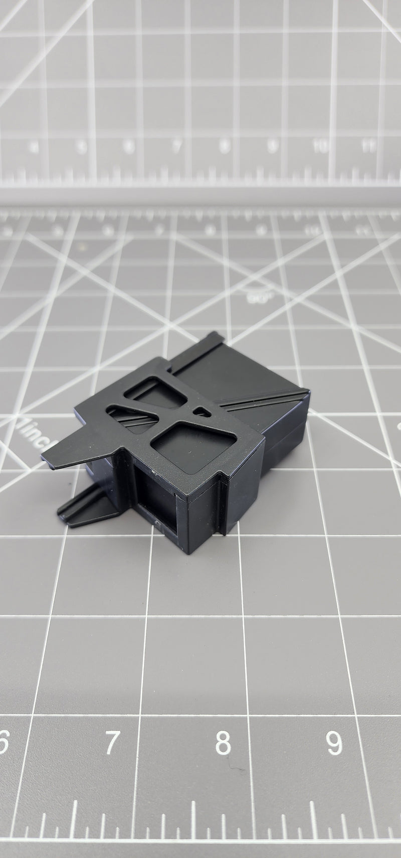 Load image into Gallery viewer, BAM 1/6 40mm Ammo Can
