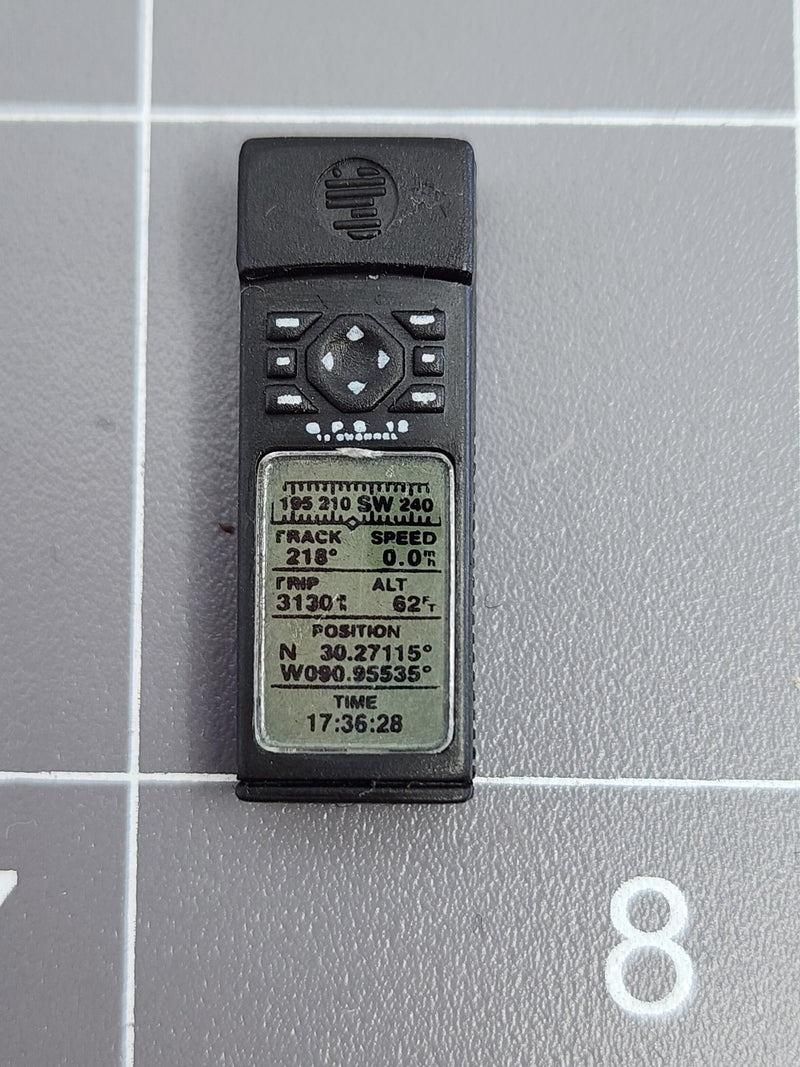 Load image into Gallery viewer, BAM 1/6 Wrist GPS And Wrist Pouch (Hot Toys)
