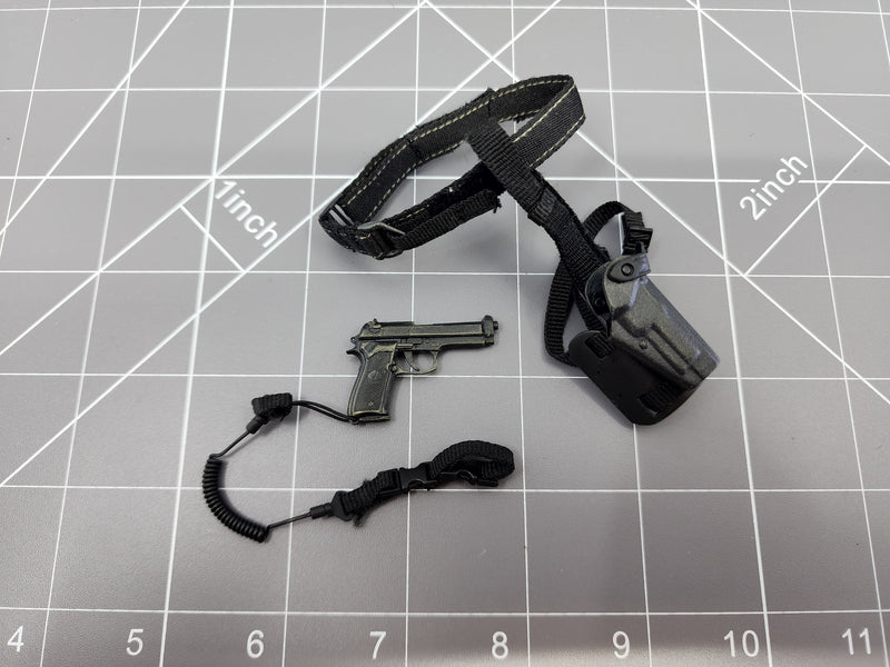 Load image into Gallery viewer, BAM 1/6 Black M9 And Holster Belt (Hot Toys)
