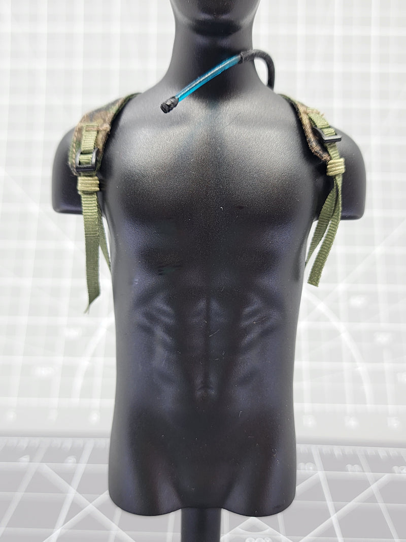 Load image into Gallery viewer, BAM 1/6 Woodland Camo Hydration Pack (Dragon)
