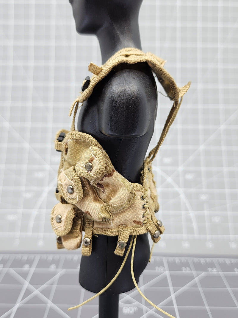 Load image into Gallery viewer, BAM 1/6 3C Desert Camo Vest (Dragon)
