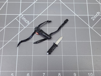BAM 1/6 Knife W/ Black Drop Leg Holster (BBI)