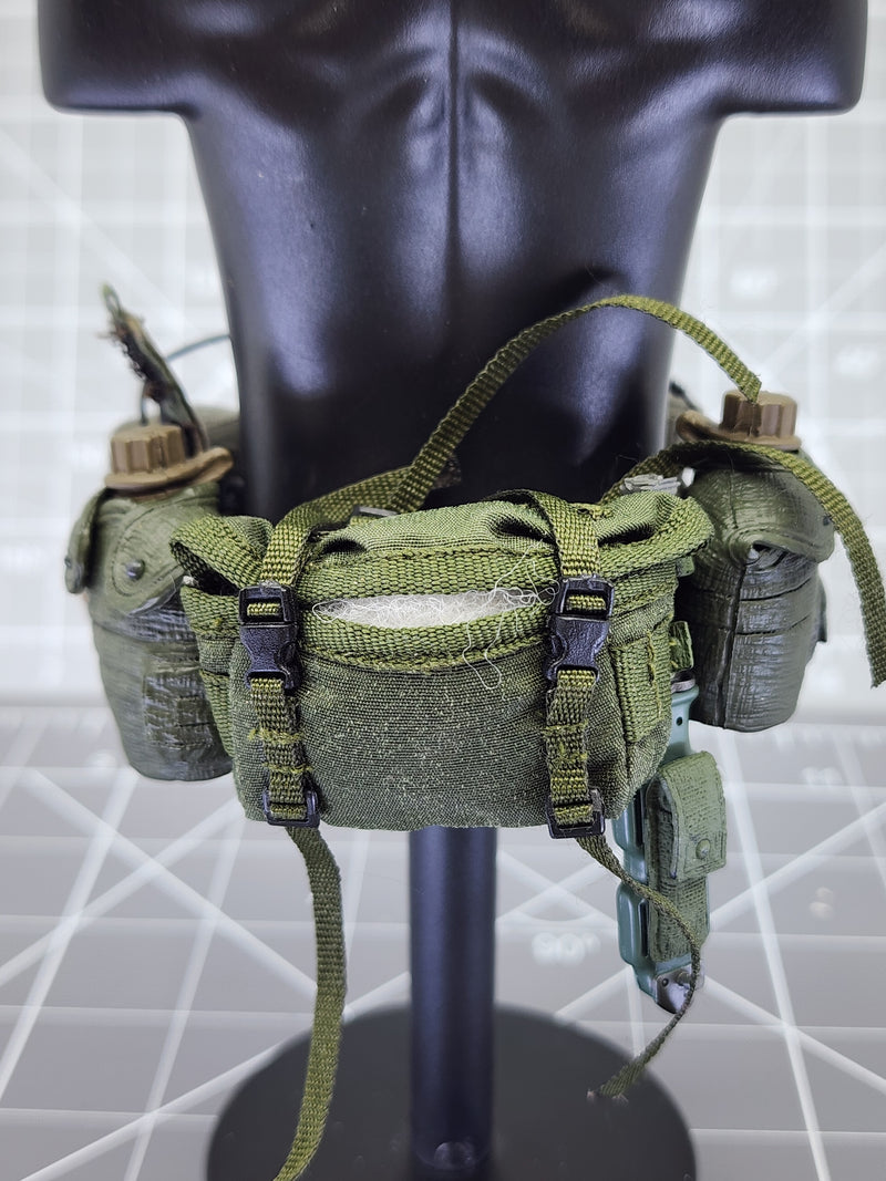 Load image into Gallery viewer, BAM 1/6 OD Green Belt W/ Pouches &amp; Radio (Dragon)
