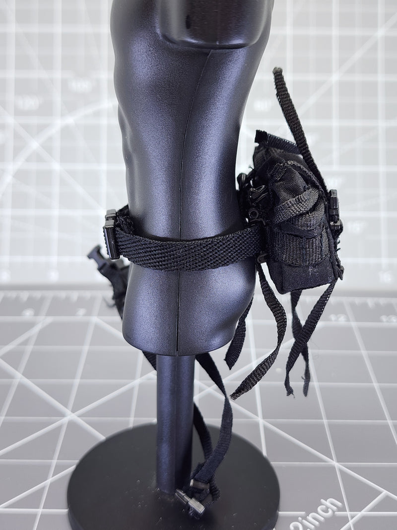 Load image into Gallery viewer, BAM 1/6 Black belt W/ Pouch, Drop Leg Holster, &amp; Pistol
