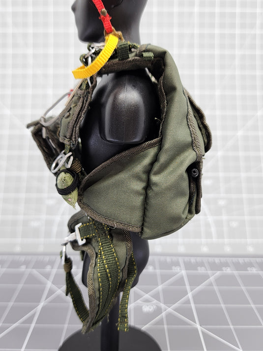 BAM 1/6 OD Green Parachute W/ Front Med Kit (BBI)
