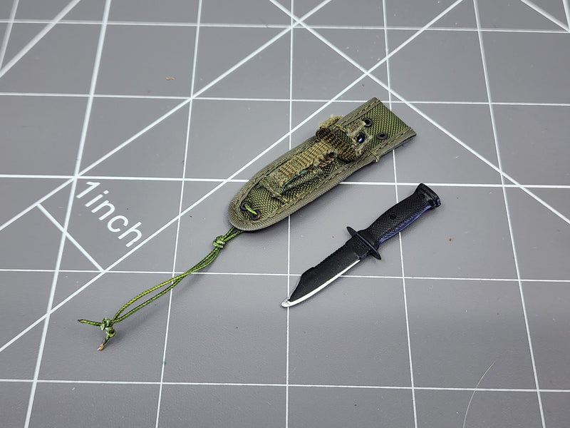 Load image into Gallery viewer, BAM 1/6 OD Green Sheath and Knife (Toy Soldier)
