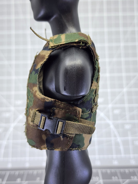 BAM 1/6 Woodlands Camo Molle Plate Carrier Vest (ACE)