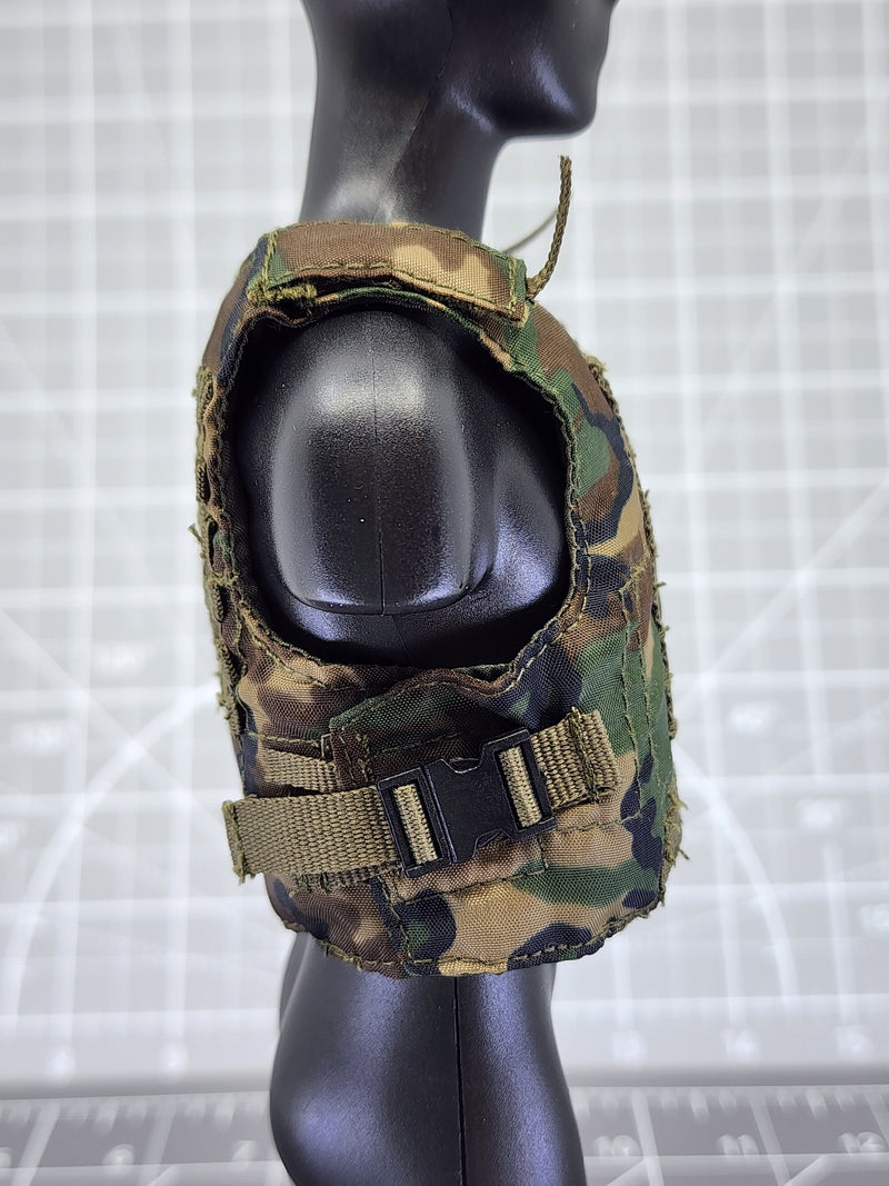 Load image into Gallery viewer, BAM 1/6 Woodlands Camo Molle Plate Carrier Vest (ACE)
