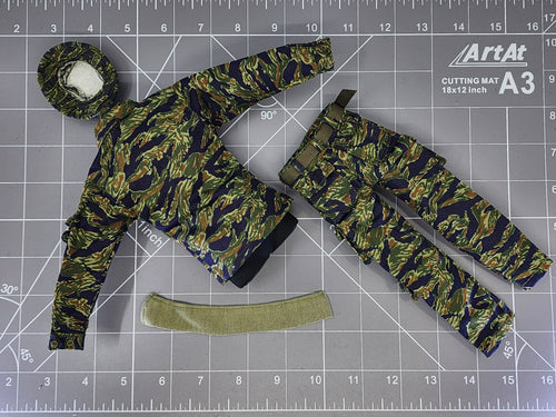 BAM 1/6 Vietnam Tiger Stripe Camo Uniform W/ Sweat Towel (Saturday Toys)