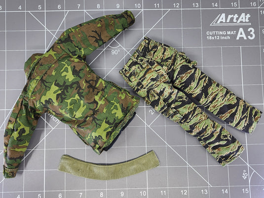 BAM 1/6 Vietnam Tiger Stripe/ Woodland Camo Uniform W/ Sweat Towel (Dragon)