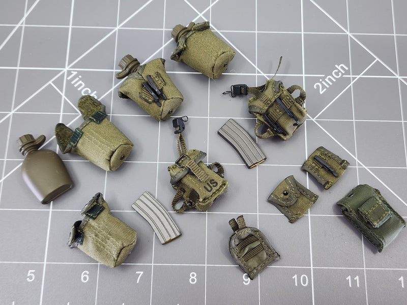 Load image into Gallery viewer, BAM 1/6 Vietnam OD Green Canteen &amp; Ammo Pouch Set (Toy Soldier)
