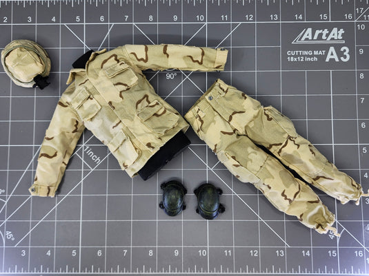 BAM 1/6 3C Desert Camo Uniform W/ Helmet & Knee Pads (Dragon)
