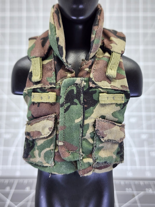 BAM 1/6 Woodlands Camo Plate Carrier Vest (Dragon)