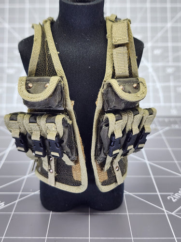 BAM 1/6 OD Green & Mesh Vest W/ Ammo Pouches (Dragon)