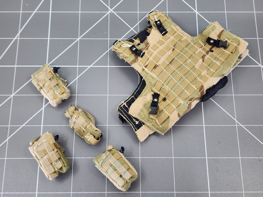 BAM 1/6 3C Desert Camo Molle Plate Carrier Vest W/ Pouches (BBI/Custom Craft)