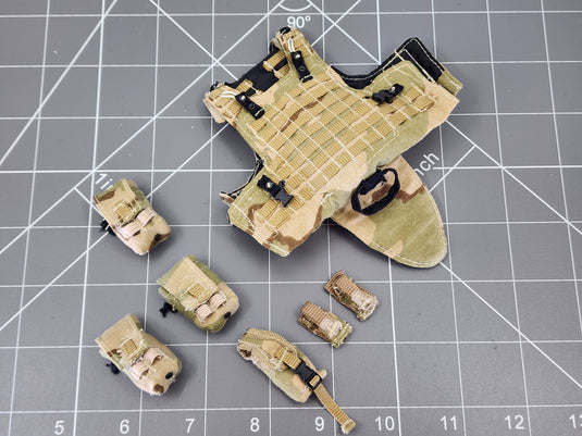 BAM 1/6 3C Desert Camo Molle Plate Carrier Vest W/ Pouches 2 (BBI/Custom Craft)