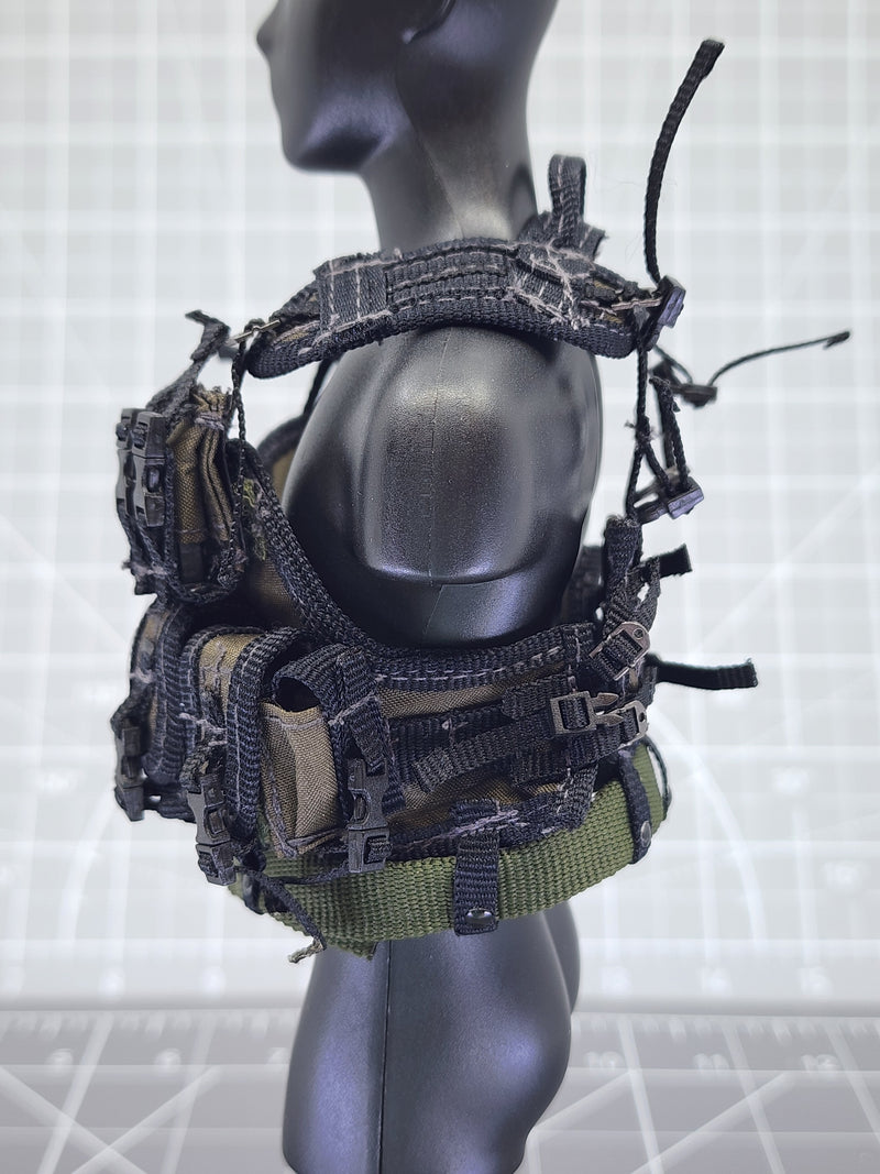Load image into Gallery viewer, BAM 1/6 OD Green Vest W/ Ammo Pouches (ACE)
