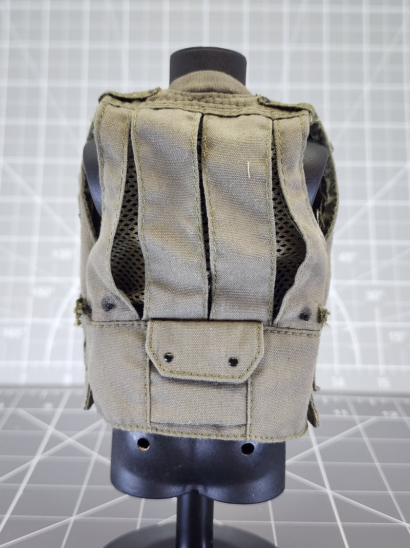 Load image into Gallery viewer, BAM 1/6 PMC DEVGRU OD Green Concealment Vest Ver. 6 (Toy Soldier)
