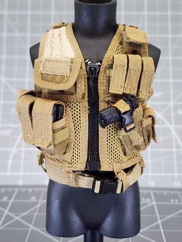 BAM 1/6 PMC Crossdraw Coyote Tan Tach Vest (Playhouse)