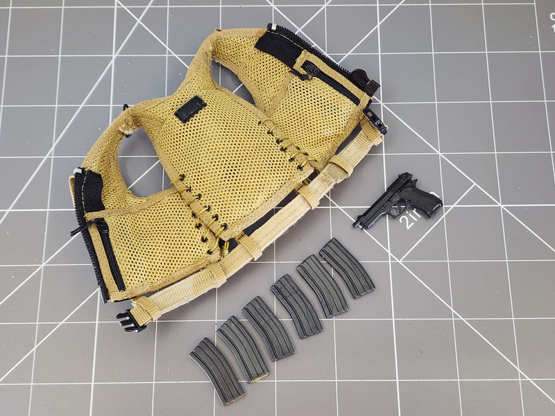 Load image into Gallery viewer, BAM 1/6 PMC Crossdraw Coyote Tan Tach Vest (Playhouse)
