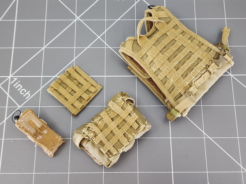 Load image into Gallery viewer, BAM 1/6 Coyote Tan Plate Carrier W/ Radio &amp; Pouches (Playhouse)
