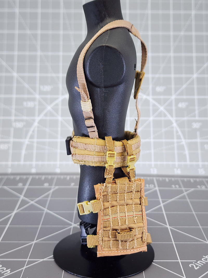 Load image into Gallery viewer, BAM 1/6 Coyote Tan Battle Belt W/ Drop Leg Molle Pouch &amp; Holster
