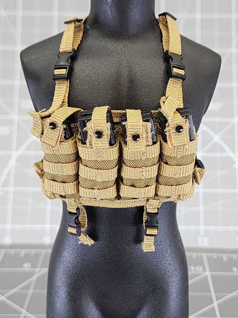 Load image into Gallery viewer, BAM 1/6 Coyote Tan Chest Rig W/ Ammo Pouches (Playhouse)
