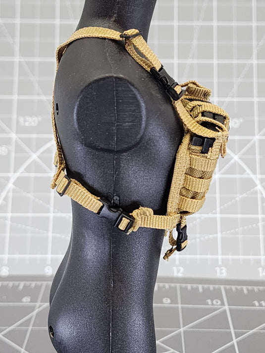 BAM 1/6 Coyote Tan Chest Rig W/ Ammo Pouches (Playhouse)