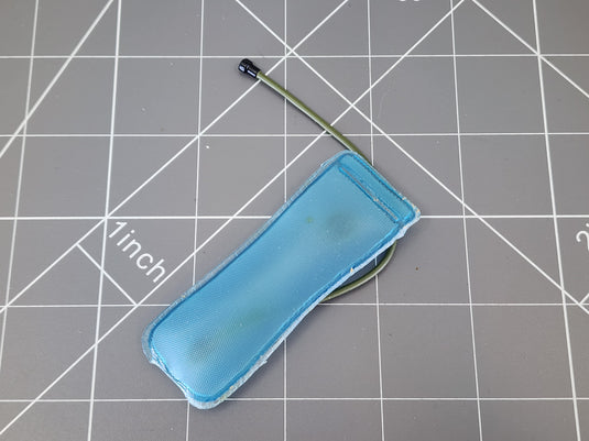 BAM 1/6 Blue Hydration Pouch W/ Drinking Tube 2