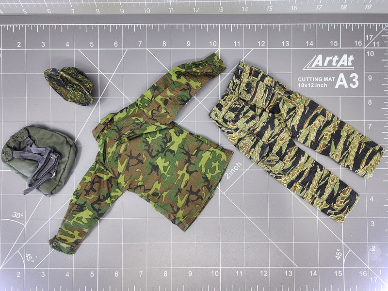 Load image into Gallery viewer, BAM 1/6 Vietnam woodlands Camo Uniform W/ Floatation Collar (Dragon/ Saturday Toys)
