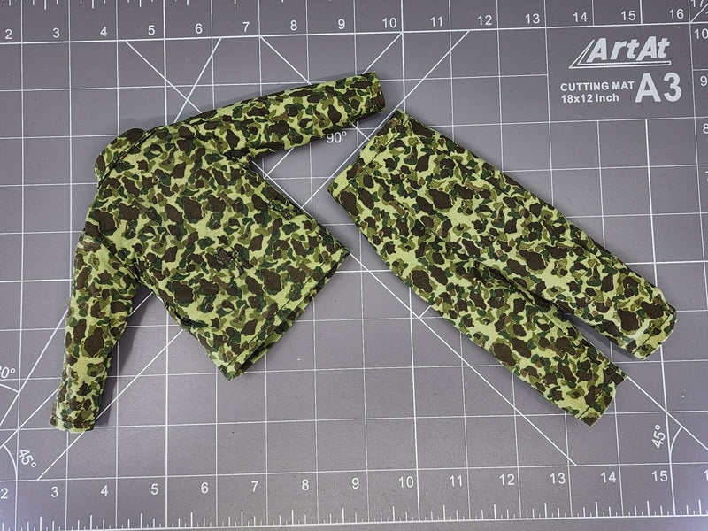 Load image into Gallery viewer, BAM 1/6 Vietnam Duck Hunter Camo Uniform (BBI)
