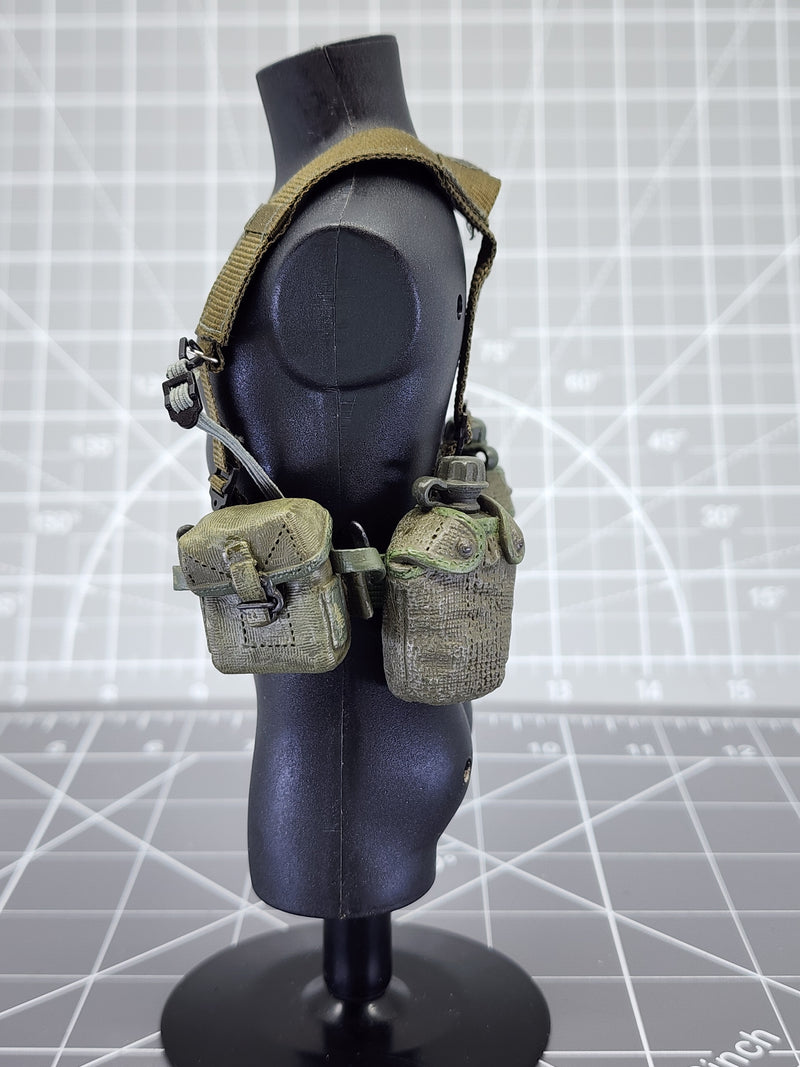 Load image into Gallery viewer, BAM 1/6 Vietnam OD Green Bar Belt W/ Suspenders, Knife &amp; Pouches (Dragon)
