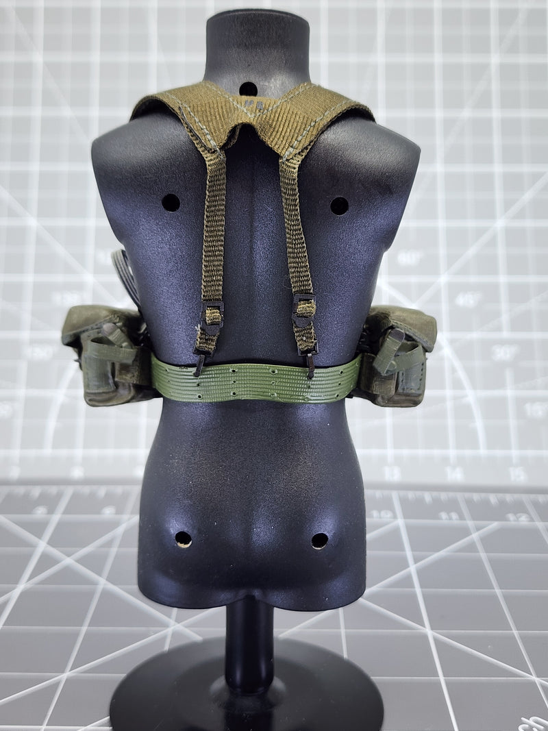 Load image into Gallery viewer, BAM 1/6 Vietnam OD Green Belt W/ Suspenders &amp; Pouches (Dragon)

