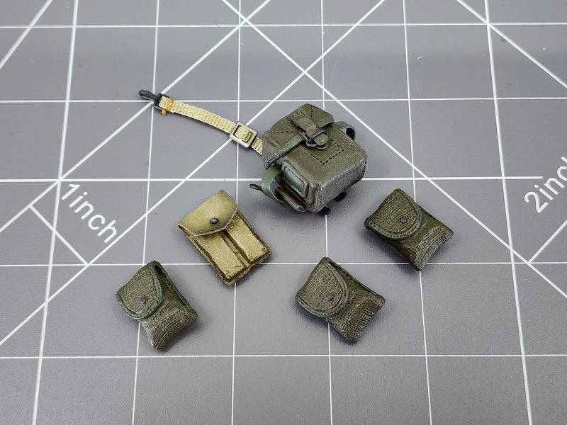 Load image into Gallery viewer, BAM 1/6 Vietnam OD Green Pouch Set Ver. 3 (Dragon)
