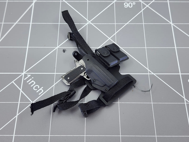 Load image into Gallery viewer, BAM 1/6 1911 Pistol W/ Drop Leg Holster (Dragon)
