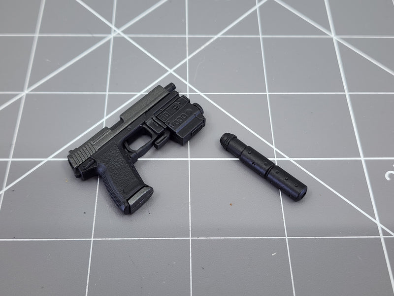 Load image into Gallery viewer, BAM 1/6 HK SOCOM Pistol (Dragon)
