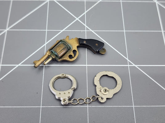 BAM 1/6 Revolver & Handcuffs (Metal)