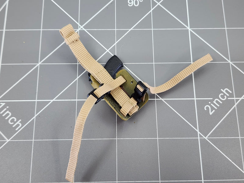 Load image into Gallery viewer, BAM 1/6 P226 Pistol W/ 3c Camo Drop Leg Holster (Ace)
