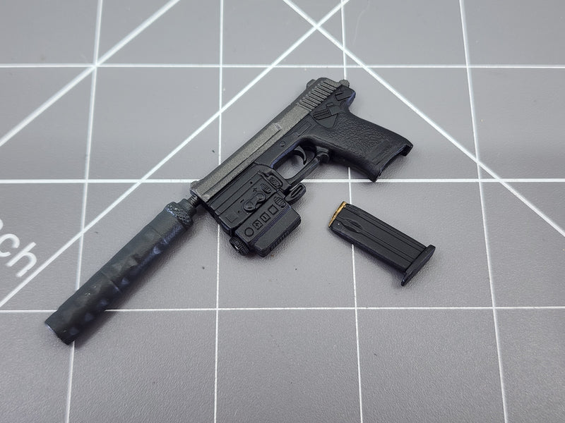 Load image into Gallery viewer, BAM 1/6 HK SOCOM Pistol W/ Suppressor (Dragon)
