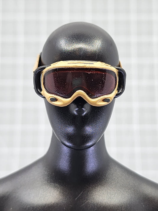 BAM 1/6 Tan Goggles W/ Red Lens (Hot Toys)