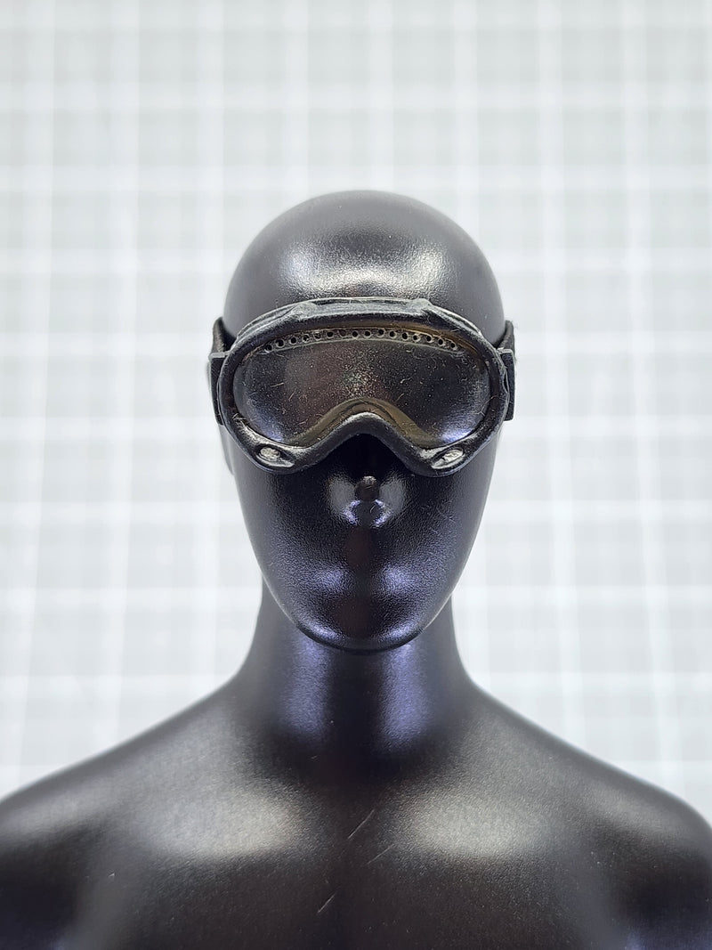 Load image into Gallery viewer, BAM 1/6 Black Goggles W/ Clear Lens Ver. 1 (Hot Toys)

