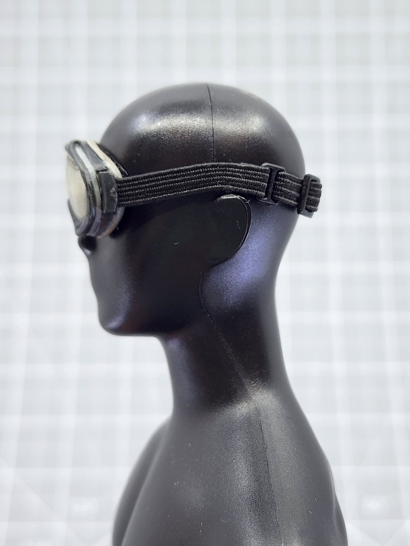 Load image into Gallery viewer, BAM 1/6 Black Goggles W/ Clear Lens Ver. 1 (Hot Toys)
