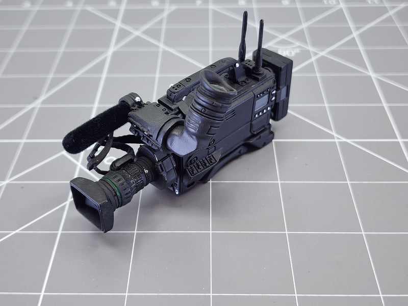 Load image into Gallery viewer, BAM 1/6 Custom Craft War Journalist Digital Video News Camera (BBI)
