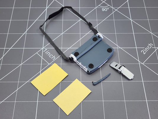 BAM 1/6 Custom Craft War Journalist Tough Book Computer & Cell Phone (BBI)